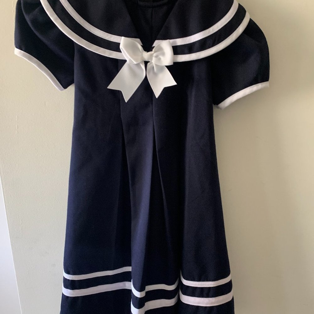 blue and whit sealer men dress